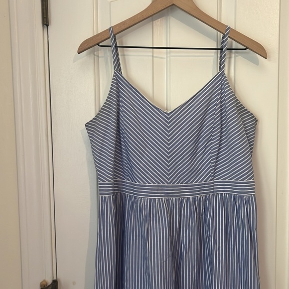 LOFT | Striped Spaghetti Strap Blue & White Maxi Dress Size Large Classic Cotton - Picture 3 of 11